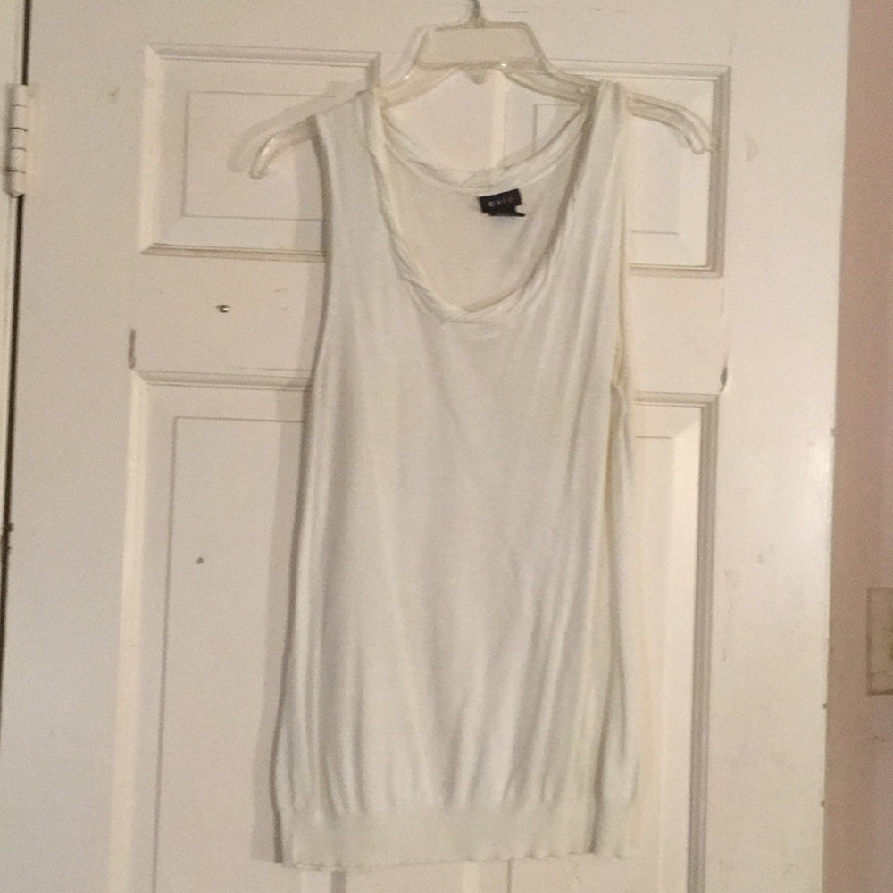 *3 for $15* Off white bamboo top